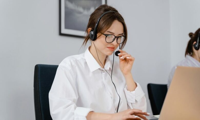 quick response business hotline